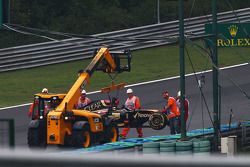 Romain Grosjean, Lotus F1 E22 crashed out of the race