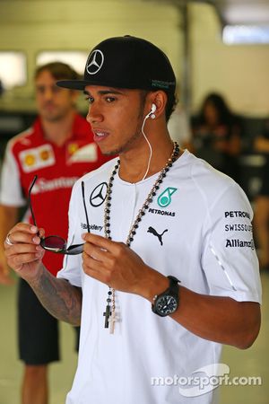 Lewis Hamilton, Mercedes AMG F1, no desfile dos pilotos