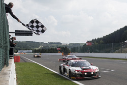 Race winner #1 Belgian Audi Club Team WRT Audi R8 LMS ultra: René Rast, Laurens Vanthoor, Markus Winkelhock
