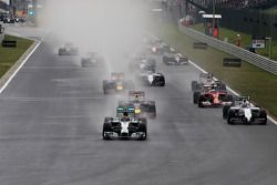 Start of the race, Nico Rosberg, Mercedes AMG F1 Team