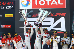 #1 比利时 奥迪 Club Team WRT 奥迪 R8 LMS ultra: 雷内·拉斯特, 劳伦·范瑟尔, 马库斯·温克霍克, #3 比利时 奥迪 Club Team WRT 奥迪 R8 LMS