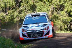 Thierry Neuville and Nicolas Gilsoul, Hyundai i20 WRC, Hyundai Motorsport
