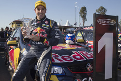Race winner Jamie Whincup, Red Bull Holden