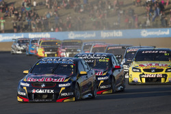 Start: Jamie Whincup, Red Bull Holden leads
