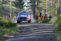 Hayden Paddon and John Kennard, Hyundai i20 WRC, Hyundai Motorsport