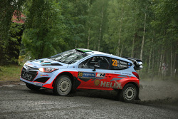 Hayden Paddon and John Kennard, Hyundai i20 WRC, Hyundai Motorsport