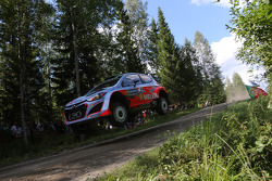 Hayden Paddon and John Kennard, Hyundai i20 WRC, Hyundai Motorsport