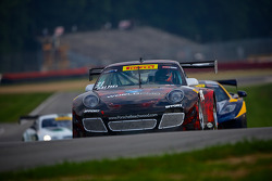 #31 EFFORT Racing Porsche GT3 R: Ryan Dalziel