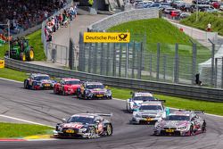 Timo Scheider, Audi Sport Team Phoenix Audi RS 5 DTM e Joey Hand, BMW Team RBM BMW M4 DTM