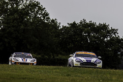 #407 Beechdean AMR Aston Martin Vantage GT4: Jake Giddings, Ross Wylie