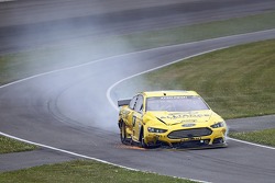 Brad Keselowski, Team Penske Ford crashes
