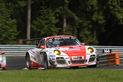 #30 Frikadelli Racing Team Porsche 911 GT3 R: Klaus Abbelen, Sabine Schmitz, Patrick Huisman
