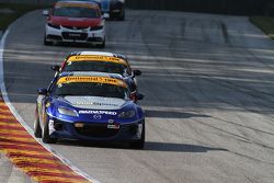 #5 CJ Wilson Racing 马自达 MX-5: 斯蒂万·麦卡利尔, 马克·米勒