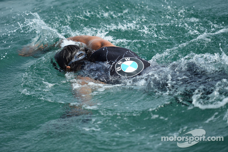 Alex Zanardi se prépare pour le triathlon d'Hawaii