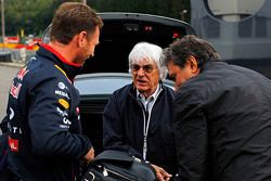 (L to R): Christian Horner, Red Bull Racing Team Principal with Bernie Ecclestone, and Pasquale Lattuneddu, of the FOM