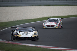 #28 Grasser Racing Team Lamborghini LFII: Hari Proczyk, Jeroen Bleekemolen
