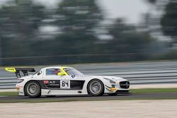 #84 HTP Motorsport Mercedes SLS AMG GT3: Maximilian Götz, Nico Verdonck