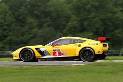 #4 Corvette Racing Chevrolet Corvette C6 ZR1: Oliver Gavin, Tommy Milner