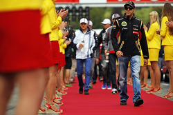 Pastor Maldonado, Lotus F1 Team alla parata dei piloti