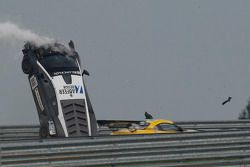 Massive crash for #88 Reiter Engineering Lamborghini LFII: Stefan Rosina, Tomas Enge