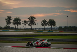 #007 CRAFT Bamboo Racing Aston Martin Vantage: Frank Yu, Stefan Mucke, Warren Luff
