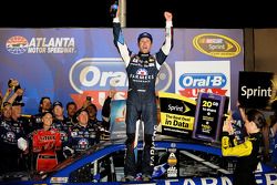 Kasey Kahne celebrates