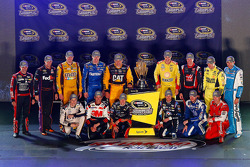 Chase drivers Jeff Gordon, Denny Hamlin, Kyle Busch, Carl Edwards, Ryan Newman, Joey Logano, Kurt Busch, Matt Kenseth, Aric Almirola, Dale Earnhardt Jr., Greg Biffle, Brad Keselowski, A.J. Allmendinger, Kasey Kahne, Kevin Harvick