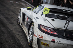#84 HTP Motorsport Mercedes SLS AMG GT3: Maximilian Götz, Maximilian Buhk