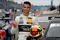 Pascal Wehrlein auf der Pole, Mercedes AMG DTM-Team HWA, DTM Mercedes AMG C-Coupé