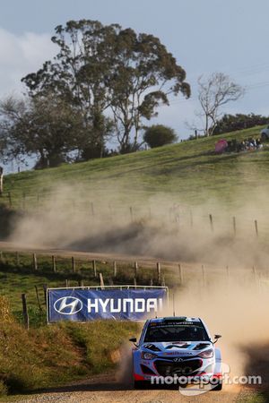 Hayden Paddon and John Kennard, Hyundai i20 WRC, Hyundai Motorsport