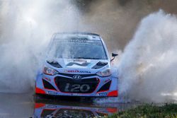 Hayden Paddon and John Kennard, Hyundai i20 WRC, Hyundai Motorsport