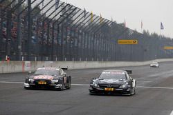 Timo Scheider, 菲尼克斯奥迪运动车队，奥迪 RS 5 DTM，和Christian Vietoris, 梅赛德斯 AMG车队HWA DTM 梅赛德斯 AMG C-Coupé