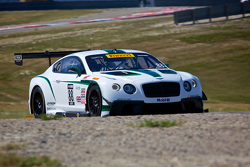 #88 Dyson Racing Team Bentley Bentley V8 T: Guy Smith