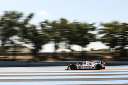 #28 Greaves Motorsport Zytek Z11SN Nissan: Luciano Bacheta, Mark Shulzhitskiy