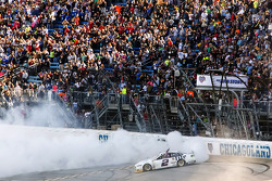 Race winner Brad Keselowski, Team Penske Ford