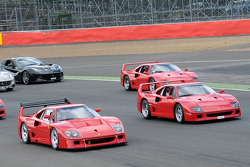 La Ferrari, Enzo et F40 sur le circuit