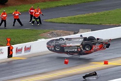 V. Gaines crashes in spectacular fashion