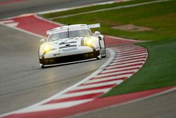 #92 Porsche Manthey Takımı Porsche 911 RSR: Marco Holzer, Frederic Makowiecki, Richard Lietz