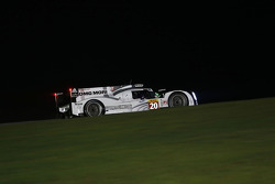 #20 Porsche Team Porsche 919 Hybrid: Mark Webber, Brendon Hartley, Timo Bernhard