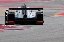#1 Audi Sport Team Joest Audi R18 e-tron quattro: Lucas di Grassi, Loic Duval, Tom Kristensen