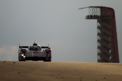 #2 Audi Sport Team Joest Audi R18 E-Tron Quattro: Marcel Fässler, Andre Lotterer, Benoit Tréluyer