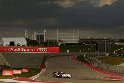 #2 Audi Sport Team Joest Audi R18 e-tron quattro: Marcel Fässler, Andre Lotterer, Benoit Tréluyer