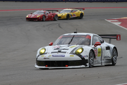 #910 Core Autosport Porsche 911 RSR: Frederic Makowiecki, Patrick Pilet