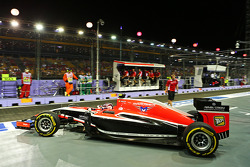 Max Chilton, Marussia F1 Team MR03 leaves the pits