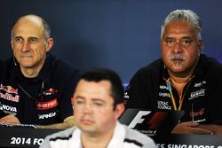 Franz Tost, Scuderia Toro Rosso Team Principal with Eric Boullier, McLaren Racing Director and Dr. V