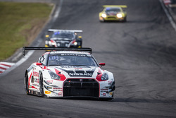 #80 Nissan GT Academy Team RJN Nissan GT-R Nismo GT3: Nick McMillen, Florian Strauss, Alex Buncombe