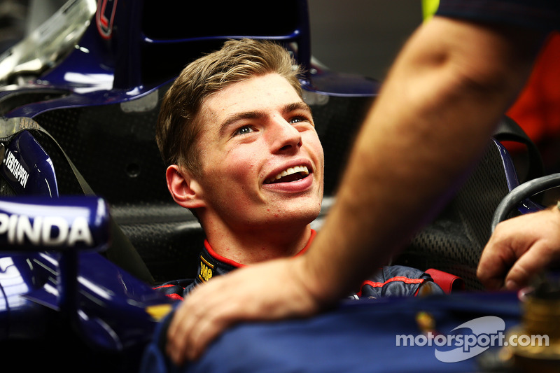 Max Verstappen, Scuderia Toro Rosso STR9 Test Driver