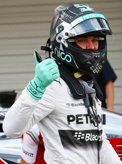 Pole for Nico Rosberg, Mercedes AMG F1 W05