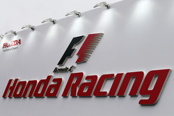 Honda F1 sign