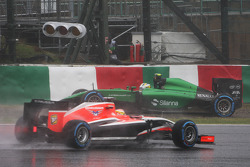 Marcus Ericsson, Caterham CT05 spins off and is passed by Jules Bianchi, Marussia F1 Team MR03